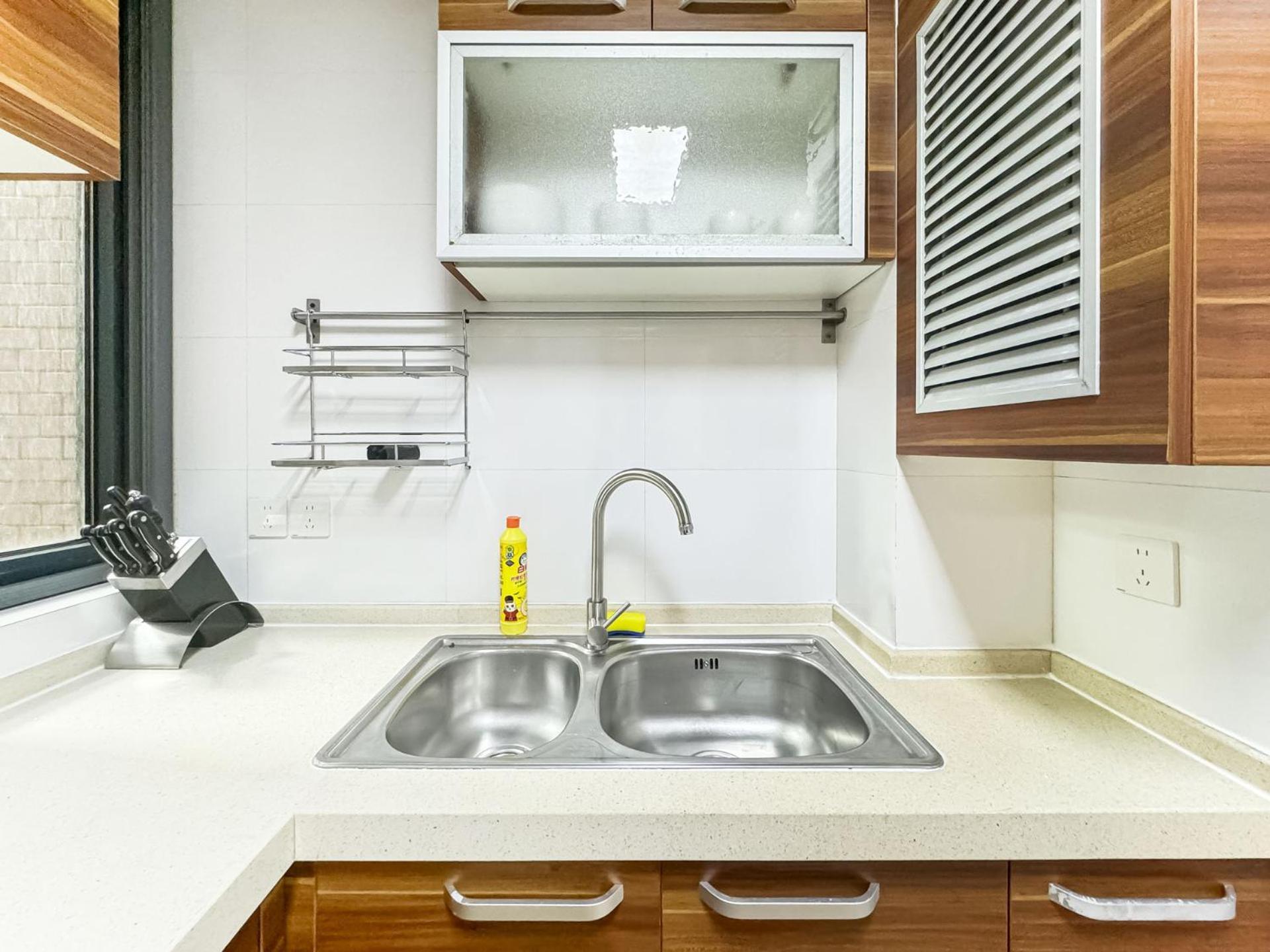 Tyms 2br Weiningrd Near Cesis Line2 Apartment Shanghai